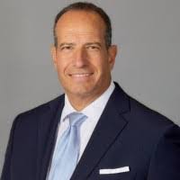 Thomas Wiles's Instagram, Twitter & Facebook