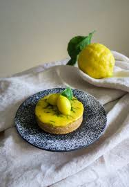 Zitronenkuchen Mit Amalfi Zitronen In 2020 Zitronen Kuchen Zitronenkuchen Kuchen