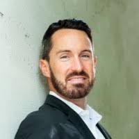 Jason Laing's Instagram, Twitter & Facebook