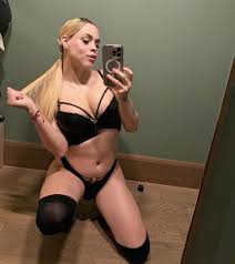 💕 See Our List of Top 0 Trans Models on Orhidi