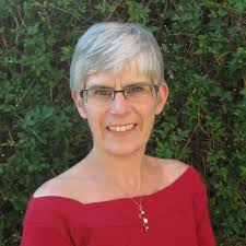 Everybody's Reviewing: Interview with Katherine Hetzel