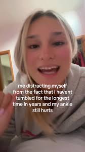 6 weeks and im scared i dont know how to tumble anymore🤩🤩 #cheerleading  #allstarcheer #injuryprevention #injury #cheer #cheerleader #cheercomps  #cheerleadingworlds #sprainedankle
