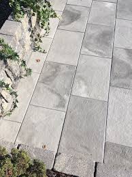 Pflegeleichte Betonplatten Mit Struktur Terrassenplatten Terrasse Betonpflaster