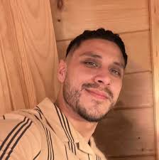 Ronny Sison (@ronnysison) • Facebook