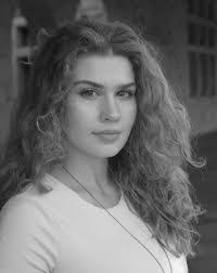 Laurel Baker's Instagram, Twitter & Facebook