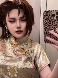 Lloyd Frontera Cosplay Skills Unleashed