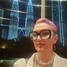 Eunice Lewis Velasco (@circo_de_los_cenobitas) • Instagram photos and videos