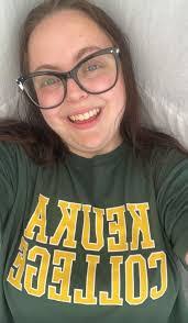 Regina Capps's Instagram, Twitter & Facebook