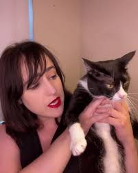 Marathon Interview with Mara Wilson and Danny DeVito