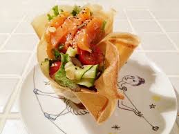 Brick au poulet, kiri et curry. Claire Au Matcha Feuille De Brick Idee Salade Recettes De Cuisine