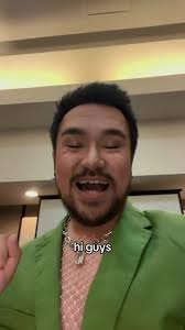 Singing tips by Barret Richards brought by The Powerhouse! #singer  #theateractor #voicecoach #choirdirector #host #reels2025 #dance  #viralpost❤️ #fyp #foryoupage💙 #foryou @piachristinee @joer.gallur ...