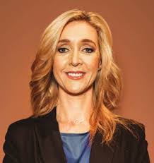 Ellen Engelbrecht's Instagram, Twitter & Facebook