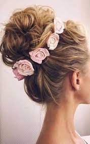 50 Idees De Coiffures Quand On Est Invitee A Un Mariage Coiffure Demoiselle D Honneur Chignon Mariee Coiffure Princesse