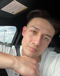 Johnny (@john_harayda) • Instagram photos and videos