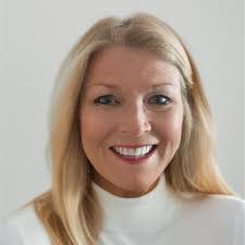 Regina Clinton's Instagram, Twitter & Facebook