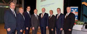Die vr bank fulda eg ist ihr partner in der region. Fuhrungswechsel Im Vorstand Der Vr Bank Fulda