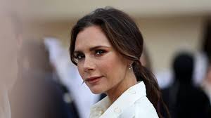 Zoon Victoria Beckham neemt tattoo ter ere van moeder