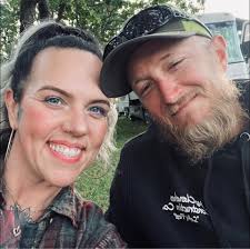 Looking for a recommendation for a place that does both eyelash lift and  tint as well as a Brazilian wax. Thank you in advance