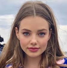 Kristine frøseth lockscreens ‍ like or reblog if u save/use! Kristine Froseth Height Age Boyfriend Biography Net Worth Family
