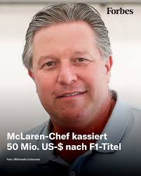 Dirk Jacobs is CMO of St. Moritz Tourism and a seasoned brand strategist  with a background in fashion, sports, and luxury. In this rapidfire session  at the Luxury Summit 2025, he shares