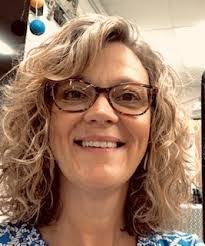 Michelle Woosley's Instagram, Twitter & Facebook