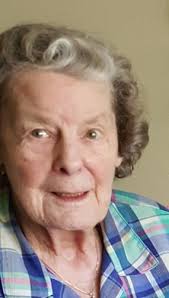 Peggy Gunn's Instagram, Twitter & Facebook