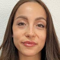 Elisa Galindo's Instagram, Twitter & Facebook