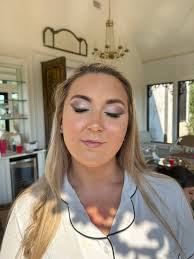 Chattanooga hair and makeup artist available