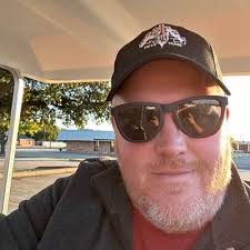 Dan Carrington (@danjcarrington)