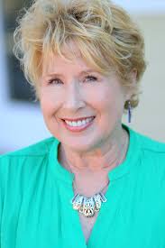 Check it out! The Carmen Sandiego Cast is doing special edition AUTOGRAPHED  PHOTOS! We'll be meeting for a 6-man live reunion Q&A in the Rockapella  Hangout