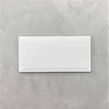 Many people buy their white 3×6 subway tile at big box stores where the trim options can be limited. Bevelled Edge Gloss White Subway Wall Tile 4112 Tile Factory Outlet