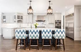 Bina Murphy On Instagram Making Waves In This Beachside Abode Binainteriors Atp Studio Cool Furniture Beachside Making Waves