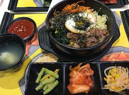 Ayam penyet yang rangup dan lembut, daging lembu yang lembut dan sedap, malah. Dubuyo Urban Korean Food Wangsa Walk Mall