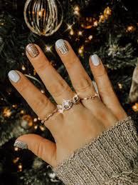 22 easy and festive st. Mani Monday Gel Manicure Ideas For Short Nails 1 More By Meach