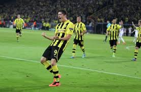 Bayern munich striker robert lewandowski has been linked with a move to real madrid since borussia dortmund days. Borussia Dortmund S Five Most Memorable Champions League Moments Page 3