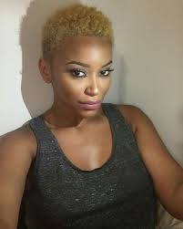 Découvrez les modèles de coiffures courtes avec les coupes de cheveux courts. Modeles De Coiffure Coupe Courte Femme Afro