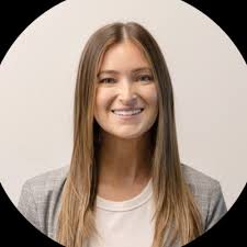 I'm so excited to announce that I have graduated from the University of  Idaho with a Bachelor's of Science Degree in Business with an emphasis