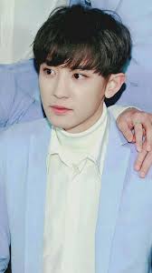 Anak sd sedang mengunggah foto bersama pacarnya di ranjang, sungguh terlalu. Pin Di Chanyeol