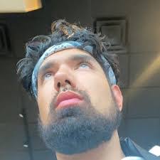 Adam Simonian's Instagram, Twitter & Facebook