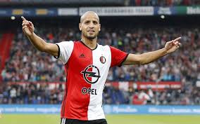 Partage avec l'équipe vous jouez pour 0 pts. Football Le Meilleur Joueur Des Pays Bas Est Marocain