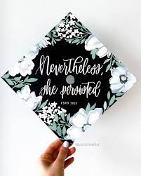 #shutterfly #graduation #gradcapideas #diygraduationcapscheck out these 5 creative graduation cap ideas, perfect for every personality using printed photos. Creative Graduation Cap Ideas Perfect For Grads Who Like To Get Crafty