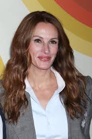 Je n'en reviens pas !" : Julia Roberts découvre un lourd secret de famille,  son identité remise en question