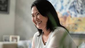 La candidata conservadora keiko fujimori logró una ligera ventaja en una encuesta a pie de urna (50,3% frente al 49,7%), mientras que el izquierdista pedro la hija de alberto fujimori (1,9 millones de votos en la primera ronda, el 13%), el autócrata que gobernó el país entre 1992 y 2000, ha estado. Keiko Fujimori Afirma Que En Un Eventual Gobierno Construira 3 000 Colegios Como Lo Hizo Su Padre Alberto Fujimori Nndc Trends El Bocon
