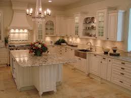 Traditional Kitchen Design With White Cabinets And Marble Countertop For The Is Traditional Kitchen Remodel Traditional Kitchen Design Classic Kitchen Cabinets
