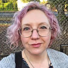 Miranda Buck's Instagram, Twitter & Facebook