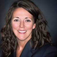 Jennifer Rosson's Instagram, Twitter & Facebook