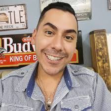 Erick Cordon's Instagram, Twitter & Facebook