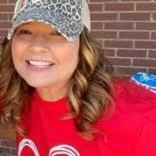 Angela Strawn's Instagram, Twitter & Facebook