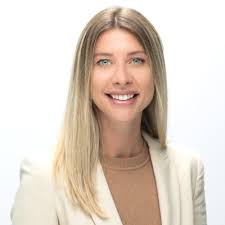 In honor of Int'l Womens Day over the weekend, I wanted to share some of  the women who have impacted not only my career but my life over the years  🤍. |