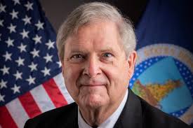 U.S. Ag Sec. Vilsack to address University of Minnesota- Crookston  commencement